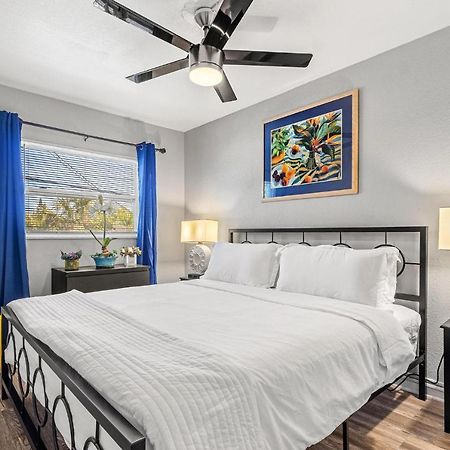 Sunset Beach Suites 圣徒皮特海滩 外观 照片