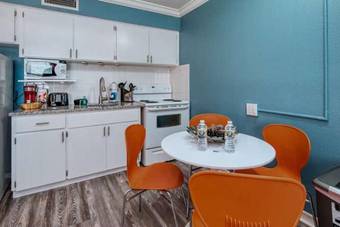 Sunset Beach Suites 圣徒皮特海滩 外观 照片