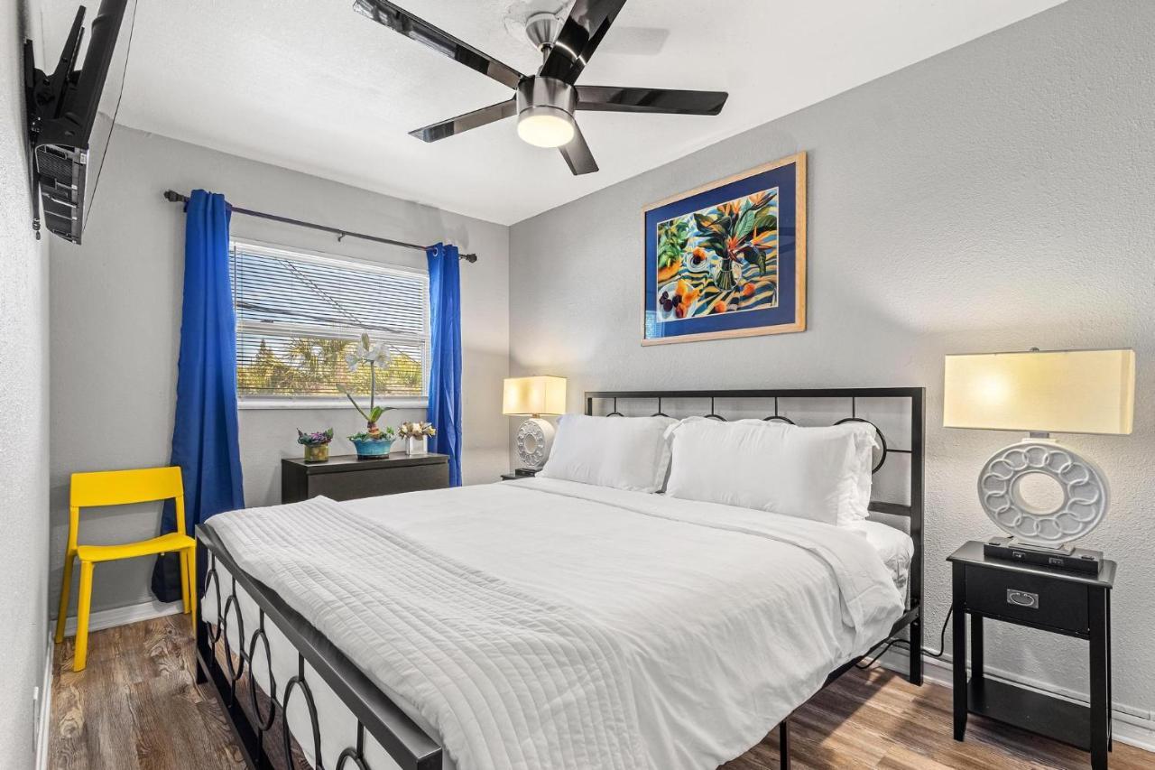 Sunset Beach Suites 圣徒皮特海滩 外观 照片
